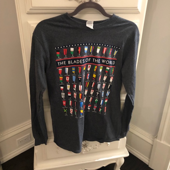 Gildan Other - Blades of the world Rowing long sleeve 🚣♀️
